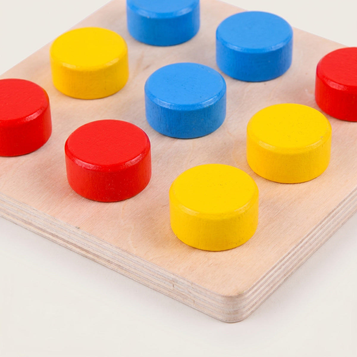 Wooden Montessori Game for Learning Numbers and Colors