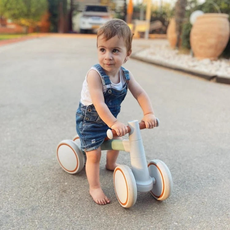 Montessori Baby Balance Bike L'atelier Montessori