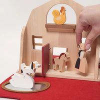 Montessori Portable Farm Playset L'atelier Montessori
